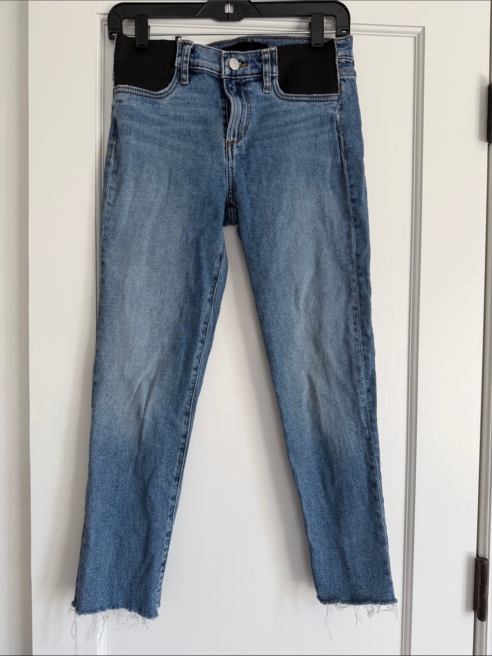 Joe’s Jeans - Maternity Mid Rise Cigarette Ankle “The Lara” - Size 25